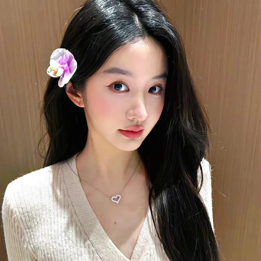 村里来了个作精大小姐