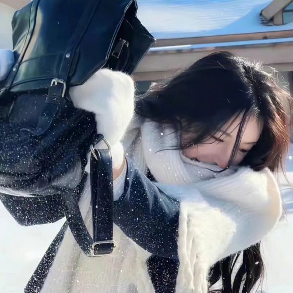 刚毕业被姐姐拉去闪婚